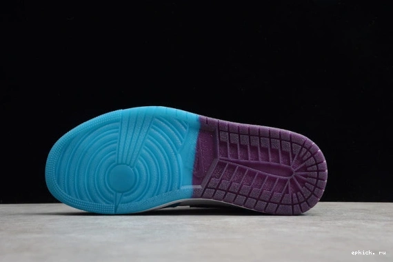 Rep EP Mid 1 554724-415 554724-415  Hornets Jordan 0417